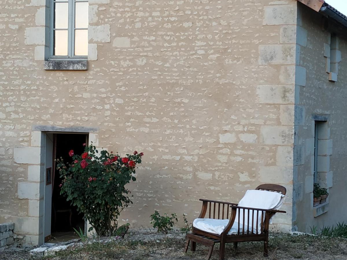 Le Clos des Fayes Berthegon Extérieur photo