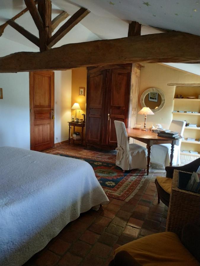 Le Clos des Fayes Berthegon Extérieur photo