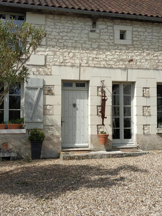Le Clos des Fayes Berthegon Extérieur photo