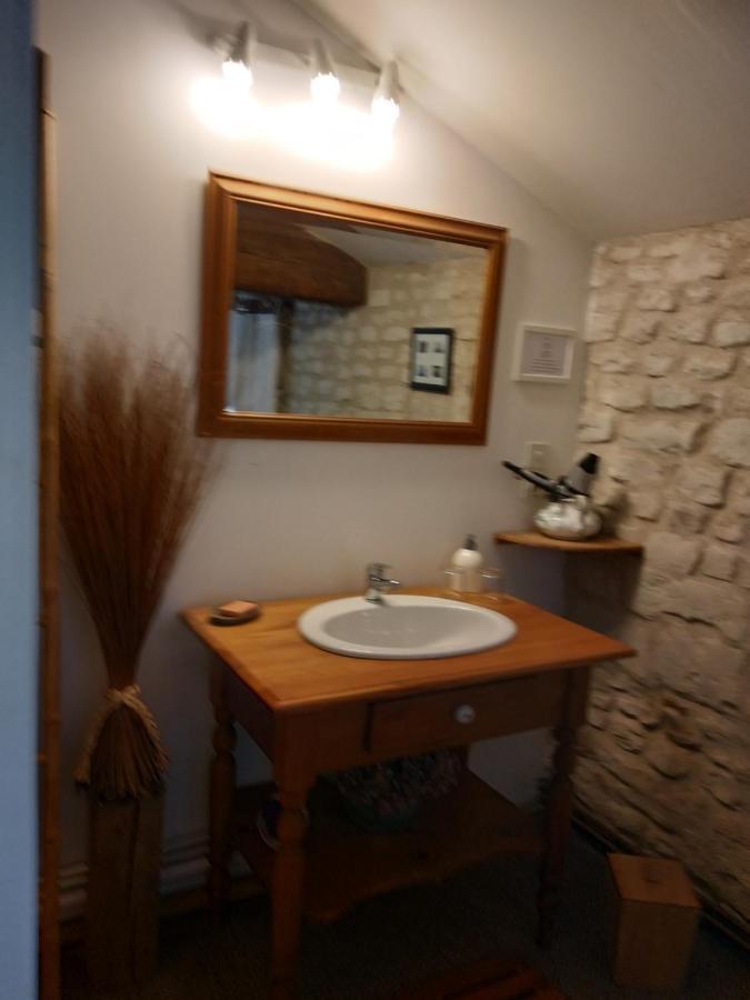 Le Clos des Fayes Berthegon Extérieur photo