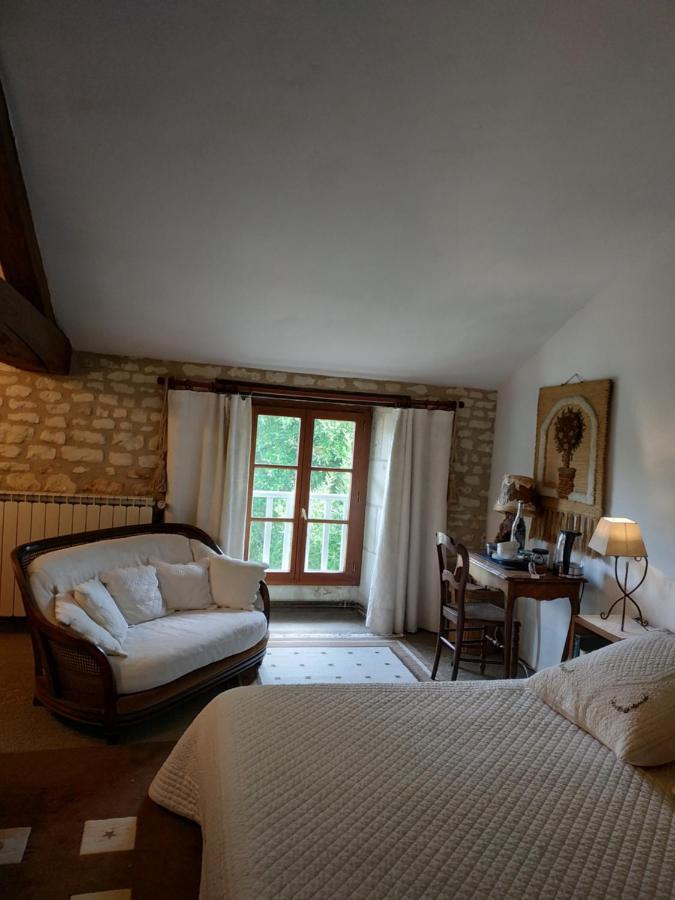 Le Clos des Fayes Berthegon Extérieur photo